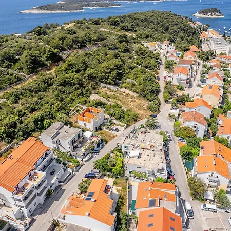 Διαμέρισμα Dobrila 1 *