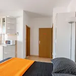 Dobrila 1 * חוואר
